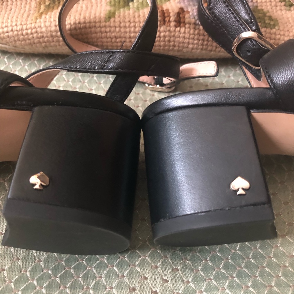Kate Spade ankle strap shoe. - Picture 5 of 6